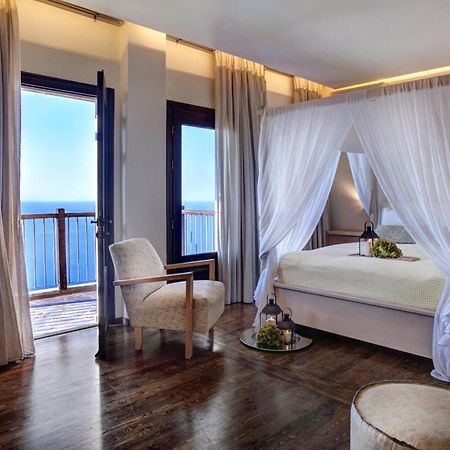 Dohos Boutique Hotel Larissa Buitenkant foto