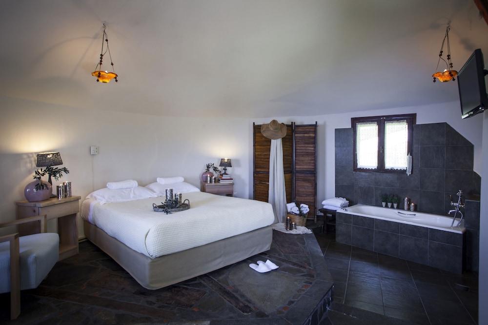 Dohos Boutique Hotel Larissa Buitenkant foto