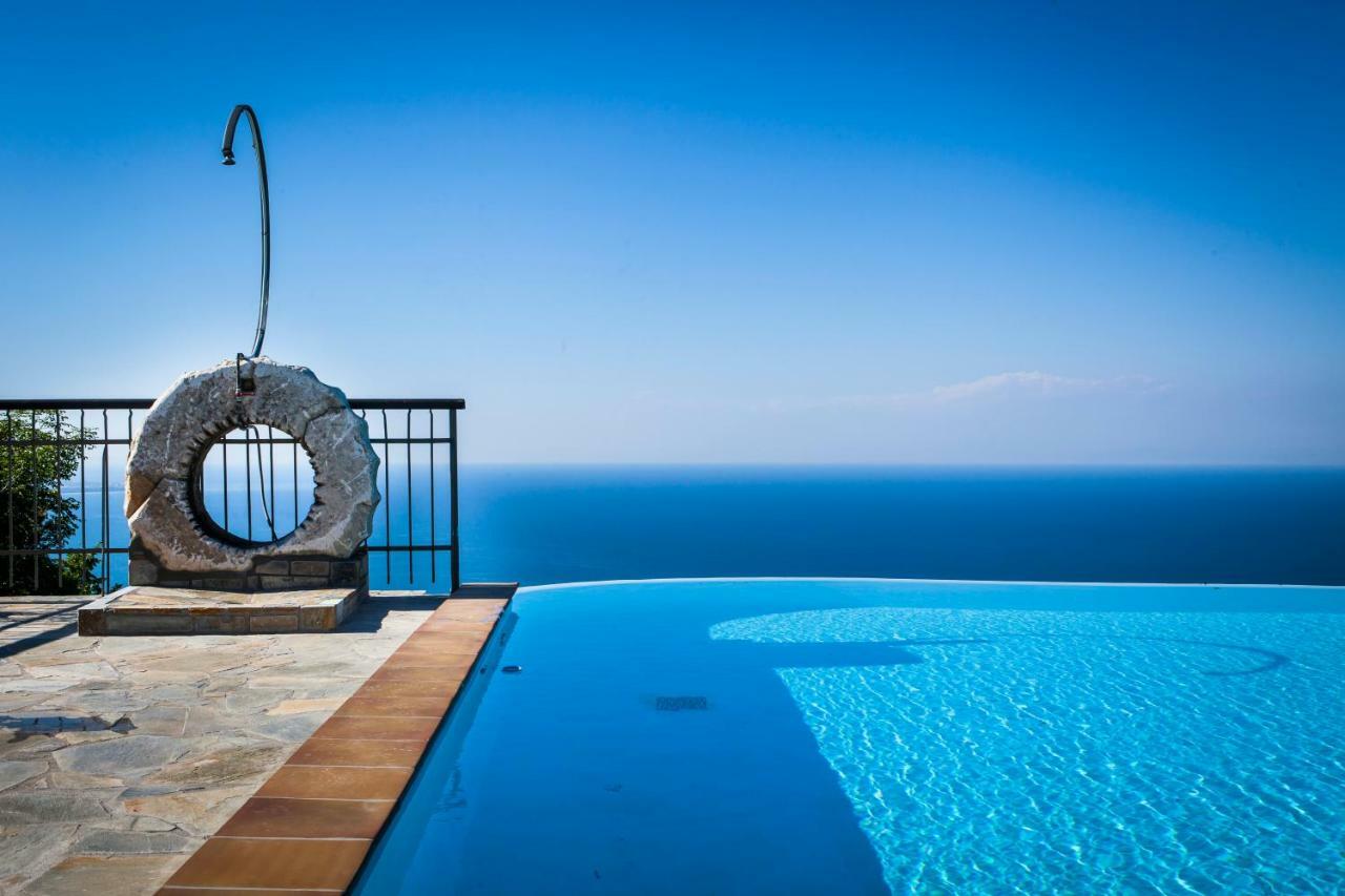 Dohos Boutique Hotel Larissa Buitenkant foto